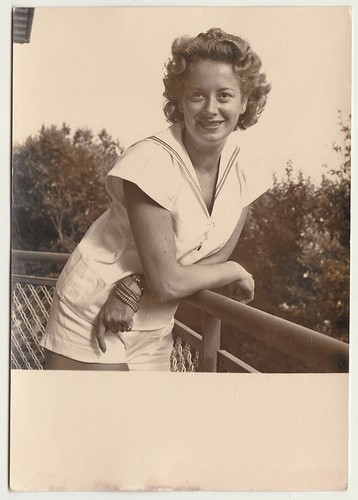 Original vintage 1940s dame - dame, im